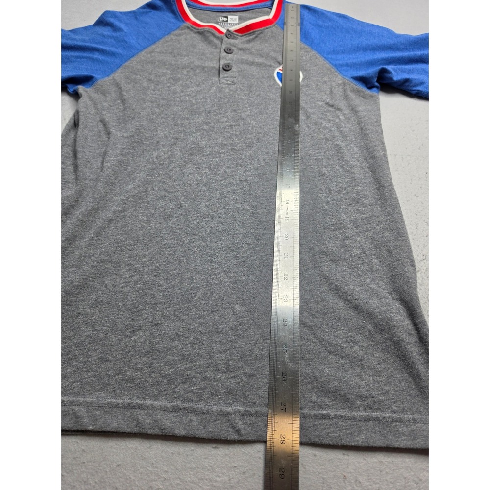 New Era Atlanta Braves Baseball Shirt Men's Small Gray Raglan Sleeve Henley Neck - Picture 7 of 8